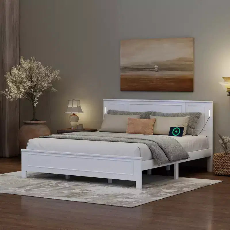 Minnie Modern Pine Wood Bed with Tall-Panel Headboard and Footboard