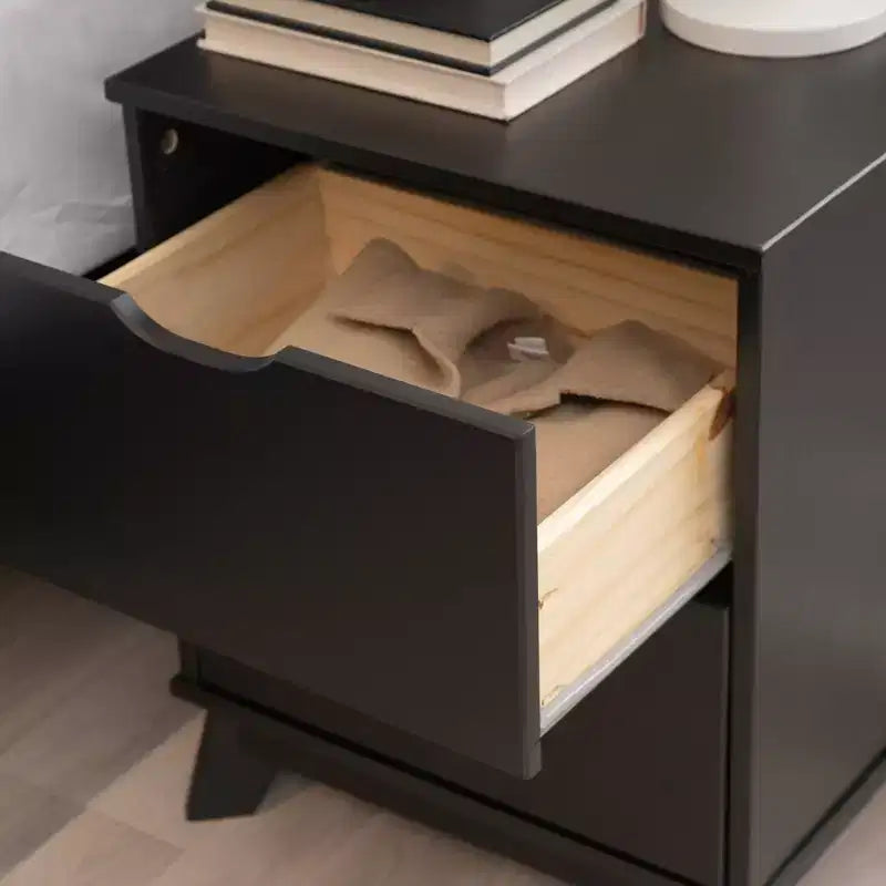 Dresser and 2 Nightstands