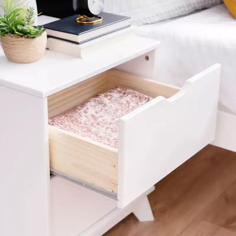 Dresser and 2 Nightstands