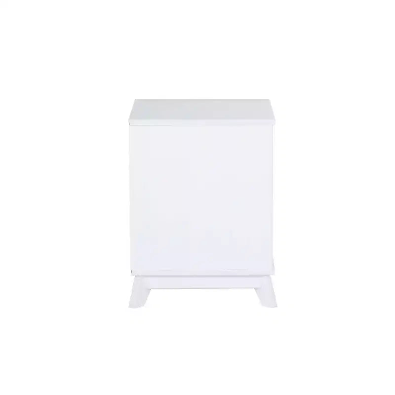 Dresser and 2 Nightstands